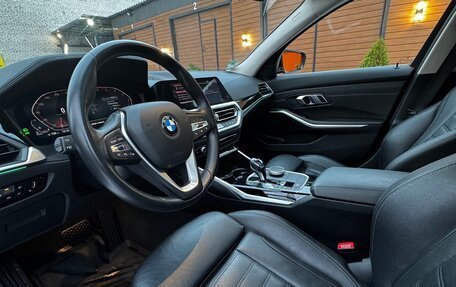 BMW 3 серия, 2020 год, 3 590 000 рублей, 19 фотография