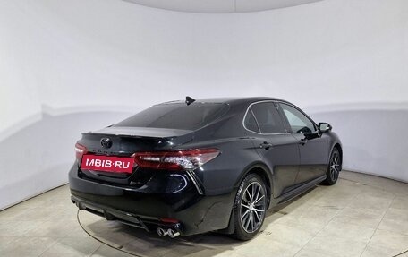 Toyota Camry, 2022 год, 3 950 000 рублей, 11 фотография