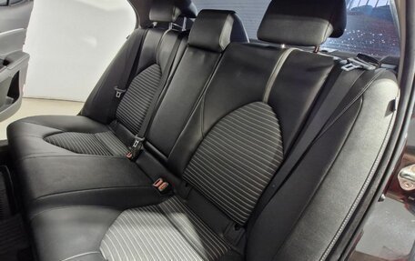 Toyota Camry, 2022 год, 3 950 000 рублей, 25 фотография