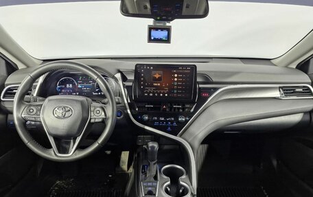 Toyota Camry, 2022 год, 3 950 000 рублей, 22 фотография