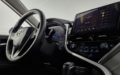 Toyota Camry, 2022 год, 3 950 000 рублей, 28 фотография