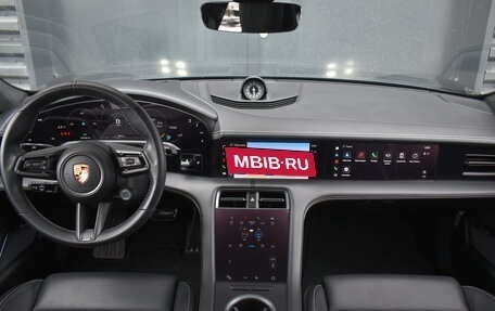 Porsche Taycan I, 2021 год, 10 500 000 рублей, 15 фотография