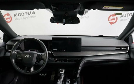 Toyota Camry, 2024 год, 3 999 000 рублей, 10 фотография