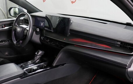 Toyota Camry, 2024 год, 3 999 000 рублей, 11 фотография