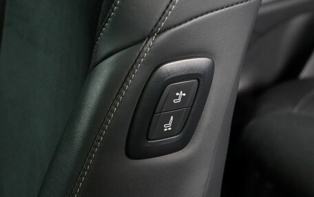 Toyota Camry, 2024 год, 3 999 000 рублей, 29 фотография