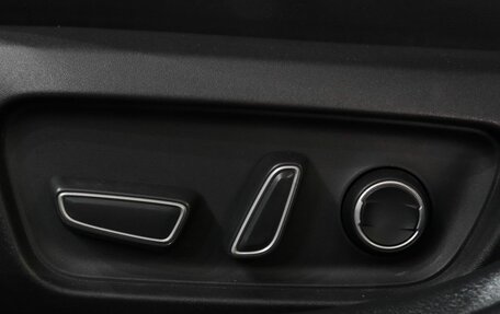 Toyota Camry, 2024 год, 3 999 000 рублей, 31 фотография