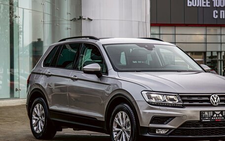 Volkswagen Tiguan II, 2018 год, 1 885 000 рублей, 7 фотография