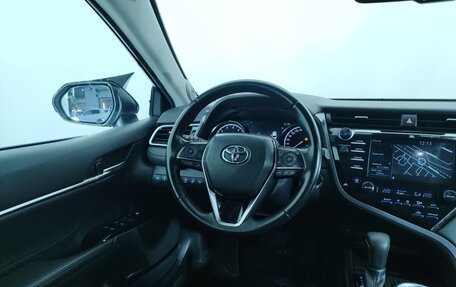 Toyota Camry, 2020 год, 3 121 000 рублей, 14 фотография