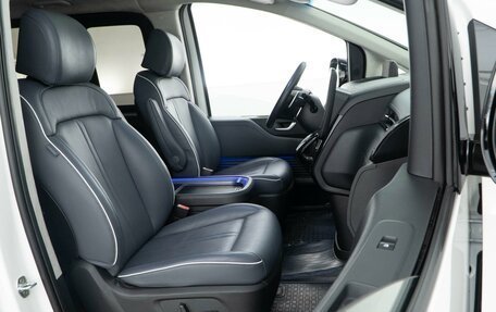 Hyundai Staria, 2021 год, 4 498 055 рублей, 8 фотография