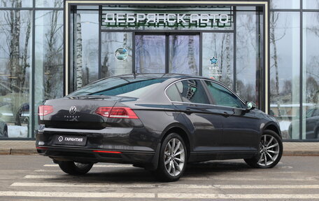 Volkswagen Passat B8 рестайлинг, 2021 год, 2 695 000 рублей, 3 фотография