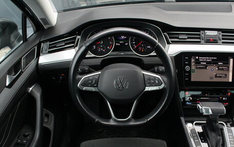 Volkswagen Passat B8 рестайлинг, 2021 год, 2 695 000 рублей, 8 фотография