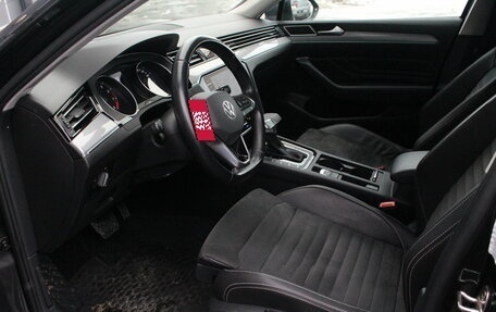 Volkswagen Passat B8 рестайлинг, 2021 год, 2 695 000 рублей, 5 фотография