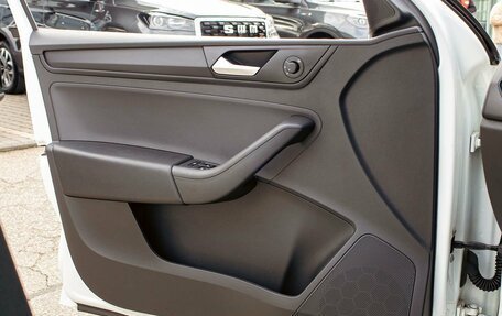 Volkswagen Polo VI (EU Market), 2022 год, 1 055 000 рублей, 12 фотография