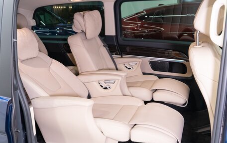 Mercedes-Benz V-Класс, 2020 год, 6 360 000 рублей, 16 фотография