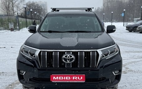 Toyota Land Cruiser Prado 150 рестайлинг 2, 2020 год, 7 000 000 рублей, 1 фотография