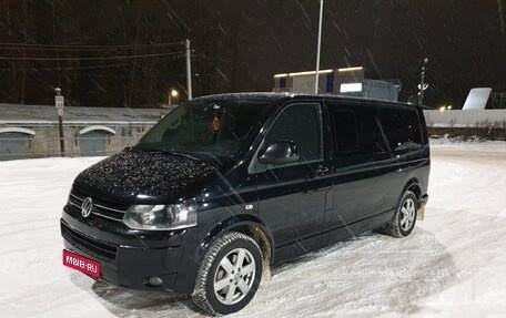 Volkswagen Multivan T5, 2011 год, 2 600 000 рублей, 1 фотография