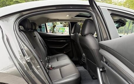 Mazda 3, 2025 год, 2 380 000 рублей, 24 фотография
