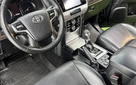 Toyota Land Cruiser Prado 150 рестайлинг 2, 2019 год, 5 100 000 рублей, 10 фотография