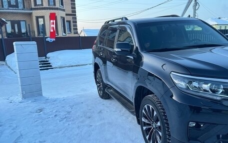 Toyota Land Cruiser Prado 150 рестайлинг 2, 2019 год, 5 100 000 рублей, 2 фотография