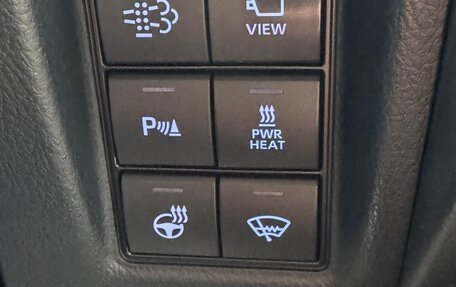 Toyota Land Cruiser Prado 150 рестайлинг 2, 2020 год, 7 000 000 рублей, 18 фотография