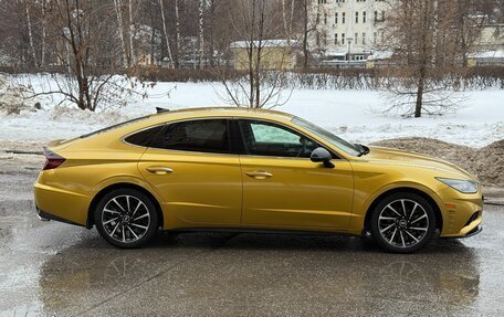 Hyundai Sonata VIII, 2020 год, 1 780 000 рублей, 2 фотография