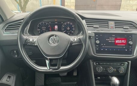 Volkswagen Tiguan II, 2018 год, 1 680 000 рублей, 17 фотография