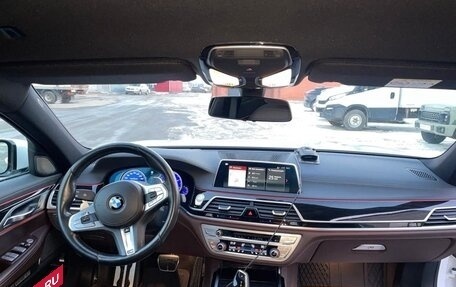 BMW 7 серия, 2017 год, 4 500 000 рублей, 25 фотография