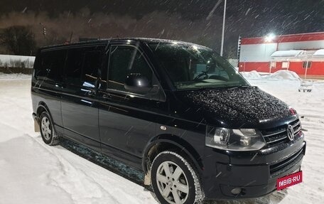 Volkswagen Multivan T5, 2011 год, 2 600 000 рублей, 3 фотография