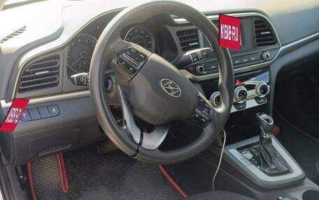 Hyundai Elantra VI рестайлинг, 2019 год, 1 200 000 рублей, 5 фотография