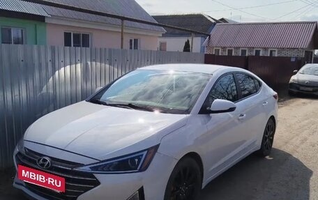 Hyundai Elantra VI рестайлинг, 2019 год, 1 200 000 рублей, 15 фотография