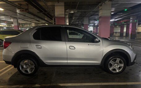 Renault Logan II, 2020 год, 1 300 000 рублей, 2 фотография