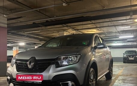 Renault Logan II, 2020 год, 1 300 000 рублей, 6 фотография