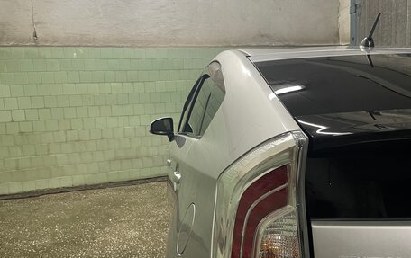 Toyota Prius, 2012 год, 980 000 рублей, 17 фотография