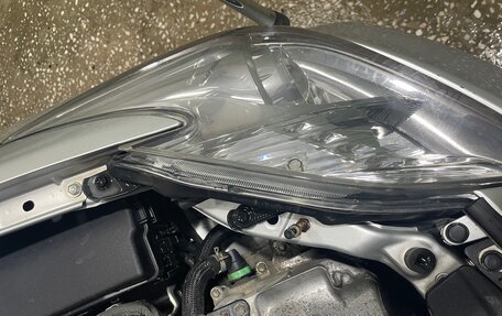 Toyota Prius, 2012 год, 980 000 рублей, 24 фотография