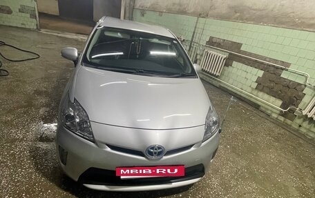 Toyota Prius, 2012 год, 980 000 рублей, 21 фотография