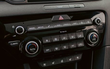 KIA Sportage IV рестайлинг, 2018 год, 1 695 000 рублей, 16 фотография