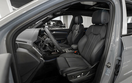 Audi Q5, 2025 год, 6 000 000 рублей, 9 фотография