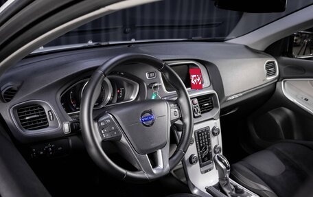 Volvo V40 II рестайлинг, 2014 год, 1 099 000 рублей, 8 фотография