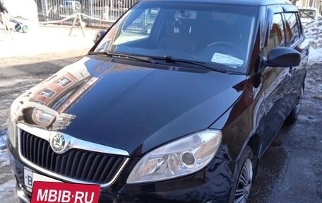 Skoda Fabia II, 2012 год, 630 000 рублей, 2 фотография