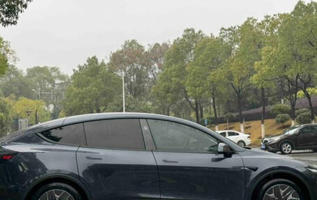 Tesla Model Y I, 2025 год, 9 985 000 рублей, 2 фотография