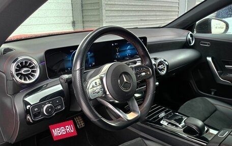 Mercedes-Benz CLA, 2019 год, 2 599 000 рублей, 14 фотография