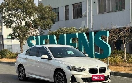 BMW 1 серия, 2023 год, 2 040 000 рублей, 1 фотография