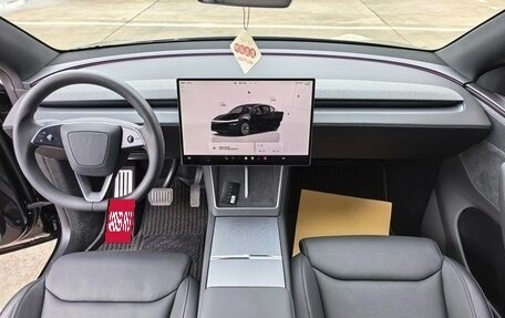 Tesla Model Y I, 2025 год, 10 130 000 рублей, 8 фотография