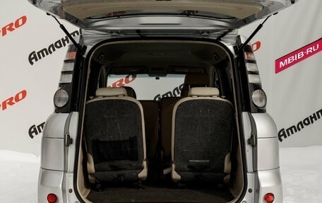 Toyota Sienta I, 2008 год, 550 000 рублей, 9 фотография