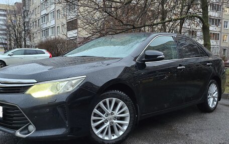 Toyota Camry, 2015 год, 1 900 000 рублей, 3 фотография