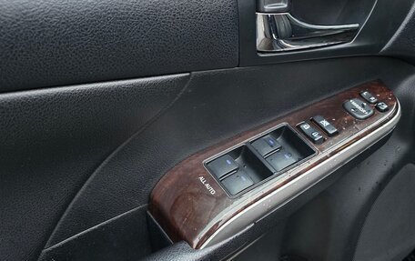 Toyota Camry, 2015 год, 1 900 000 рублей, 6 фотография