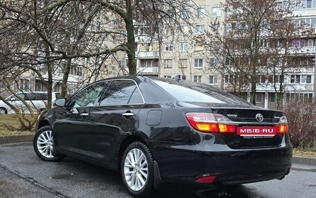 Toyota Camry, 2015 год, 1 900 000 рублей, 2 фотография