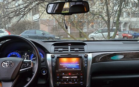 Toyota Camry, 2015 год, 1 900 000 рублей, 9 фотография