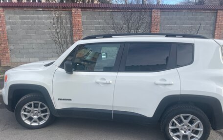 Jeep Renegade I рестайлинг, 2022 год, 2 150 000 рублей, 2 фотография