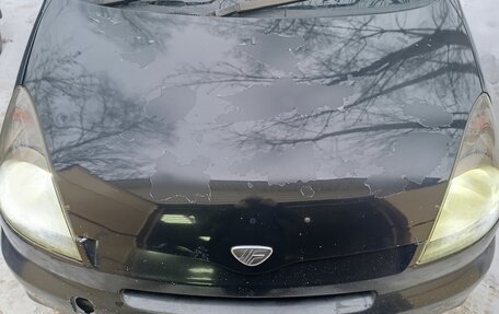 Toyota FunCargo, 2001 год, 300 000 рублей, 4 фотография